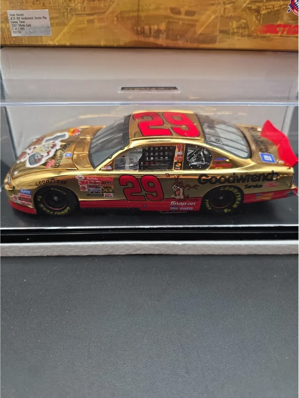 Action Kevin Harvick #29 GM Goodwrench Looney Tunes 2001 Monte Carlo 24kt Gold